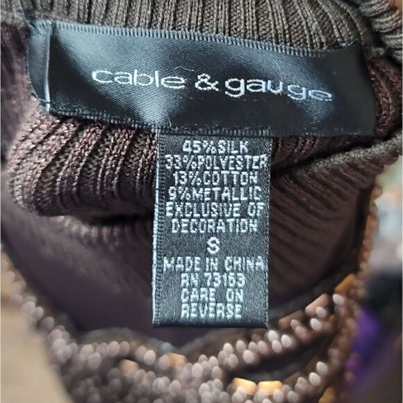 CABLE & GAUGE Silk Blend Top - Picture 7 of 7